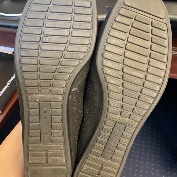 Odeysa Memory Foam Perforated Ballet Flats - Picture 7 of 8